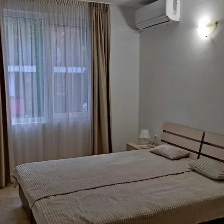 Relia Apartman *